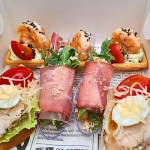 Брускета Цезарь (предзаказ минимум 6 шт)