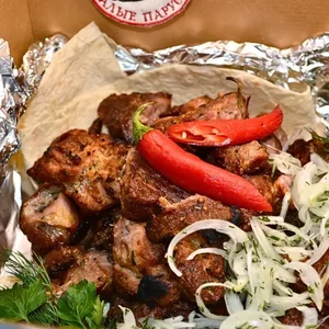 Тарелка мяса с мангала ( предзаказ)
